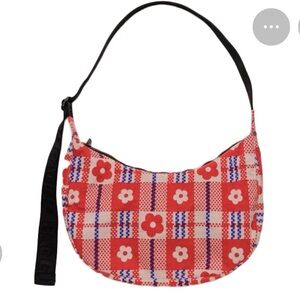 Sandy Liang x Baggu Bag Medium nylon crescent bag daisy
